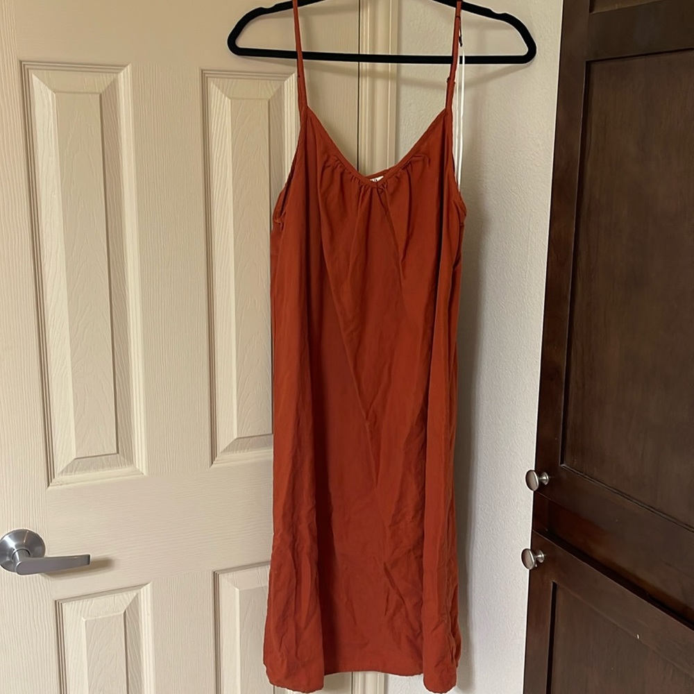 Brunt orange dress